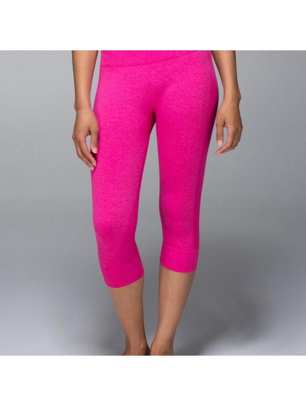Lululemon Seamlessly Street Crop